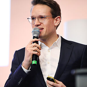 FABRIK DES JAHRES -  Startup Challenge